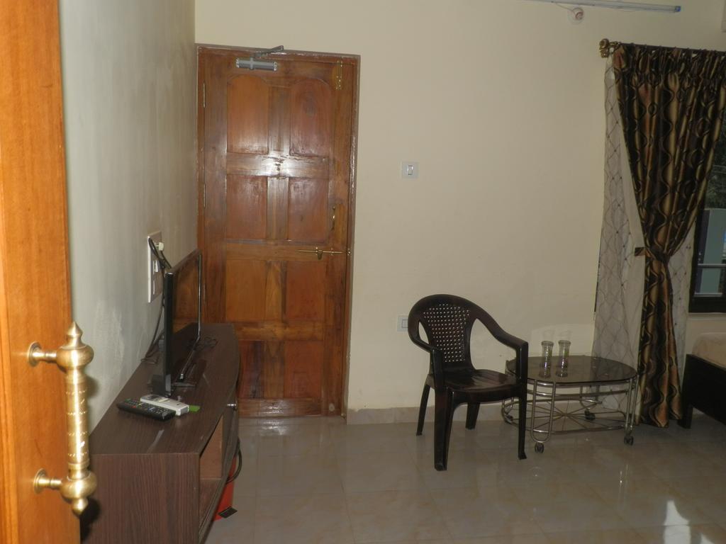 Guest house Aldrin Guest House